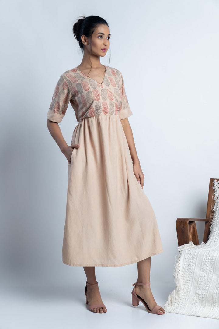 Beige block-Print Maxi Dress