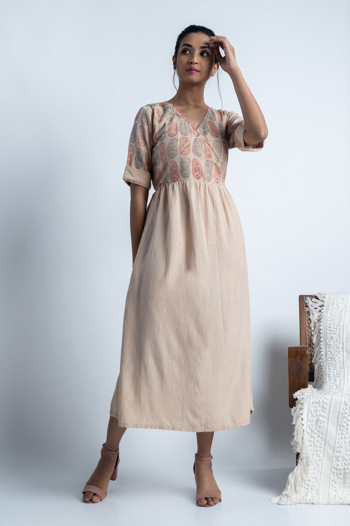 Beige block-Print Maxi Dress